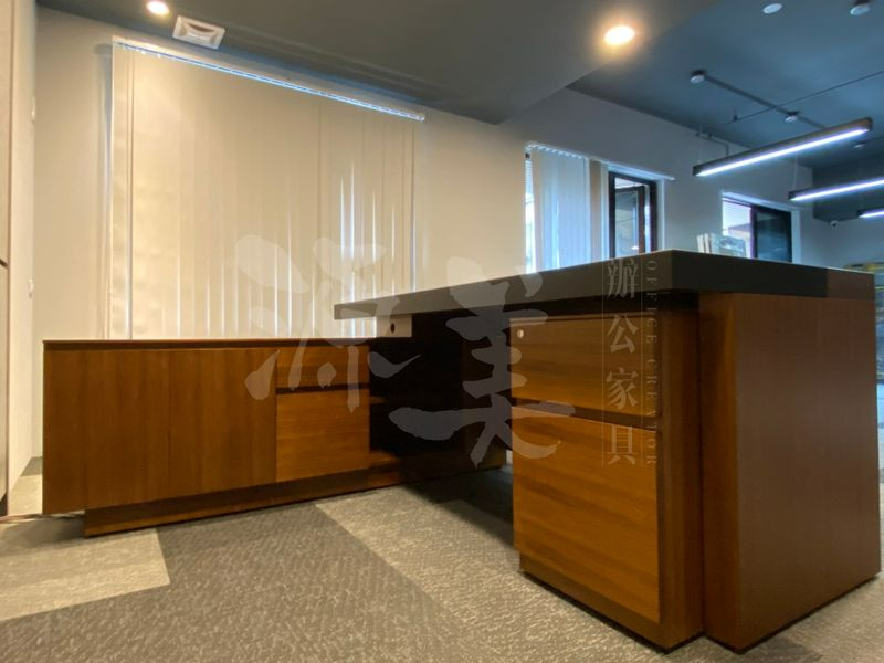 YMOS-520091823｜OA辦公桌,辦公室隔間,OA屏風,辦公家具工廠,玻璃隔間