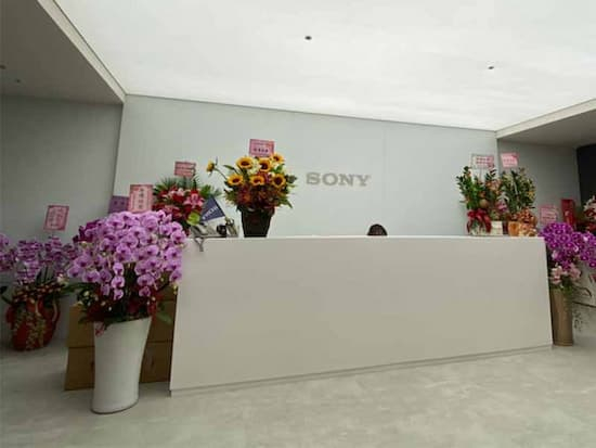 『SONY 』台灣索尼總公司｜源美辦公家具-OA辦公桌椅，辦公室隔間品質可靠推薦