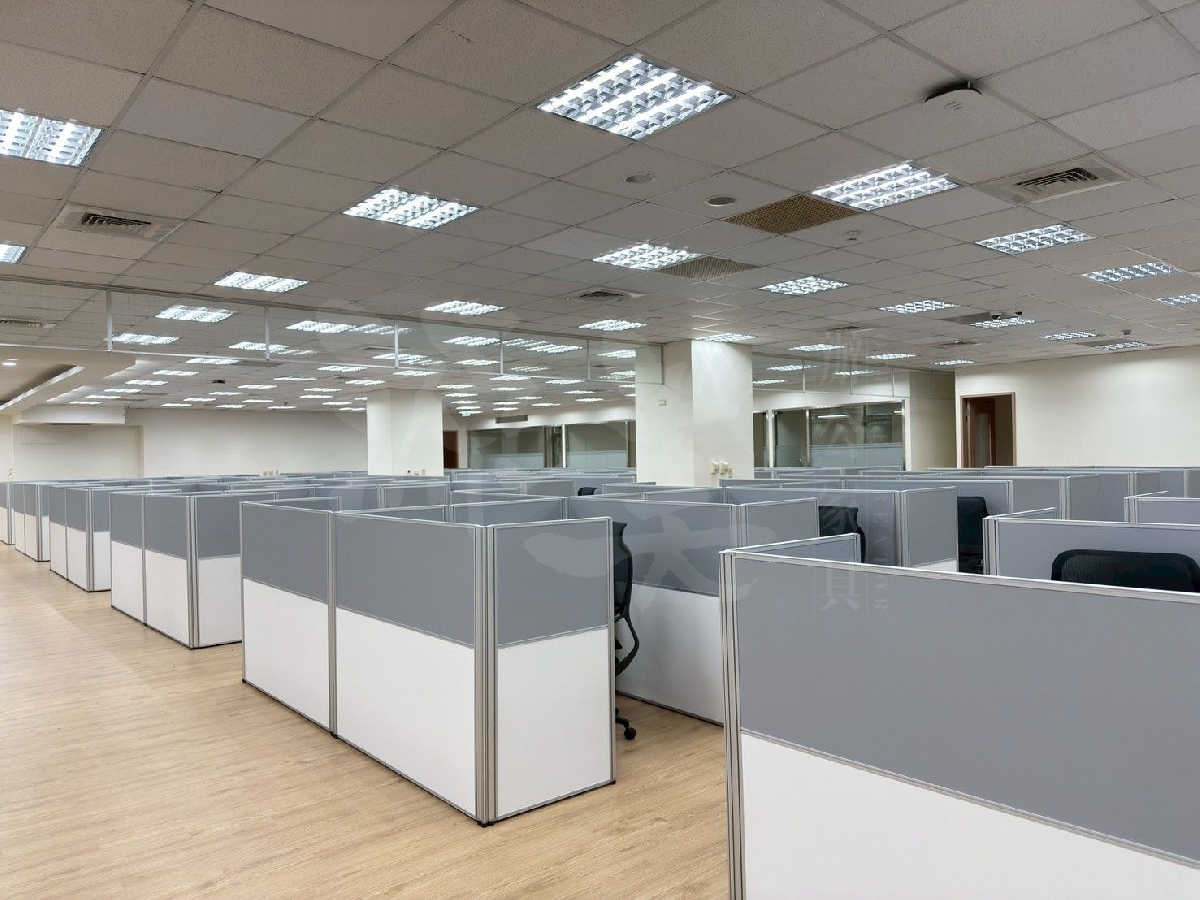 全球知名科技集團｜400坪企業總部辦公空間規劃