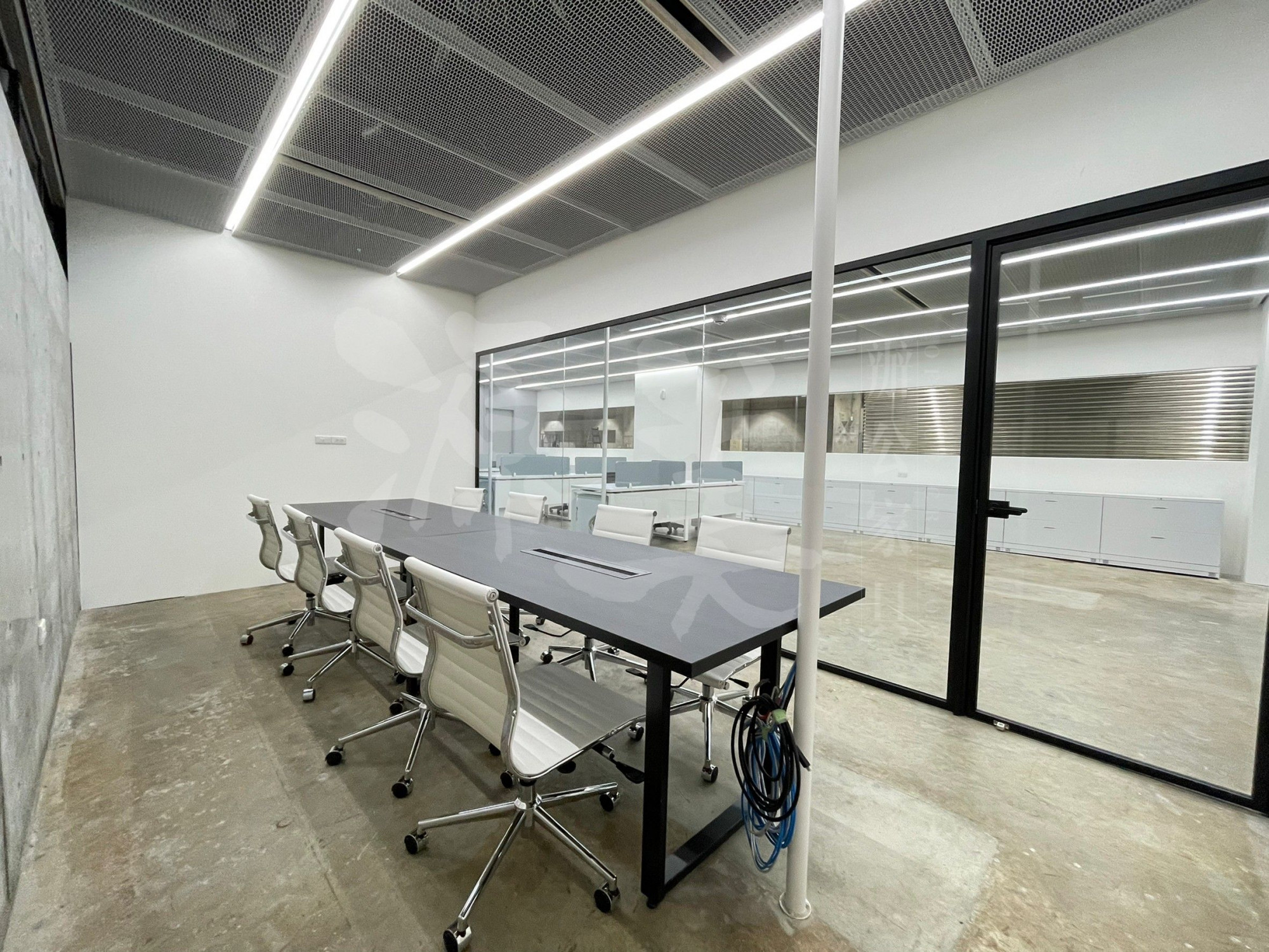 基隆七堵辦公室|OA辦公椅,屏風,OA辦公桌,辦公室隔間
