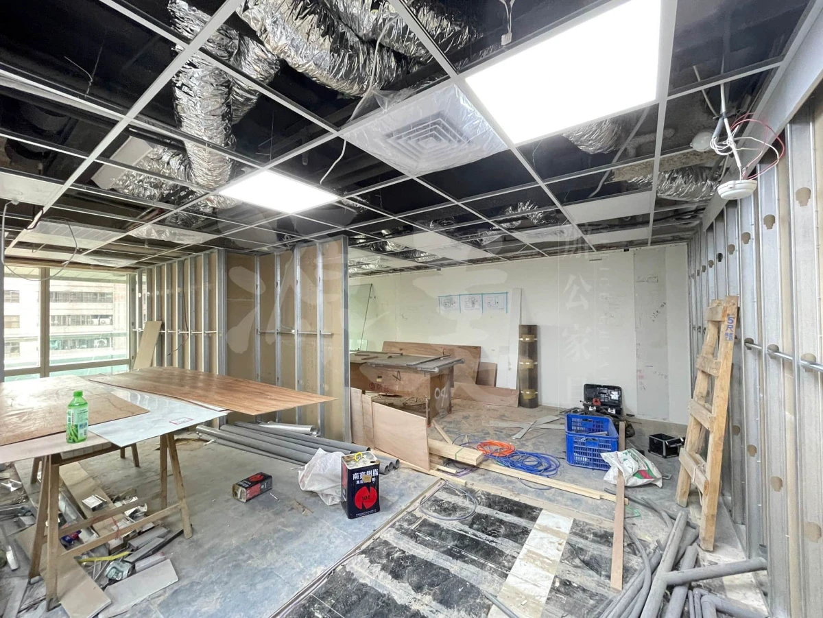 辦公室施工中現場
